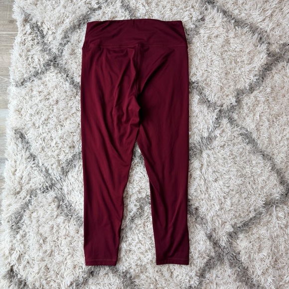AMERICAN EAGLE | The Lightweight Everything Legging - Picture 3 of 4